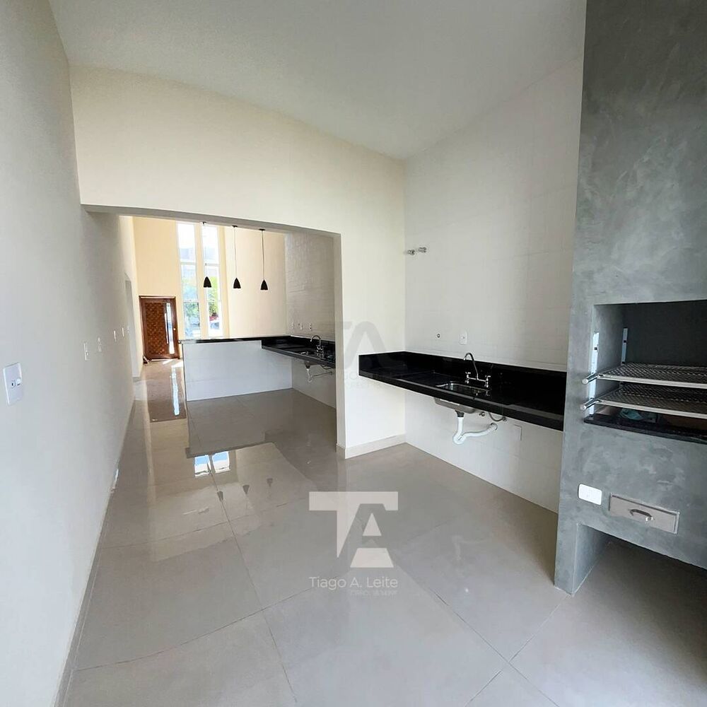 Casa de Condomínio à venda com 3 quartos, 105m² - Foto 2