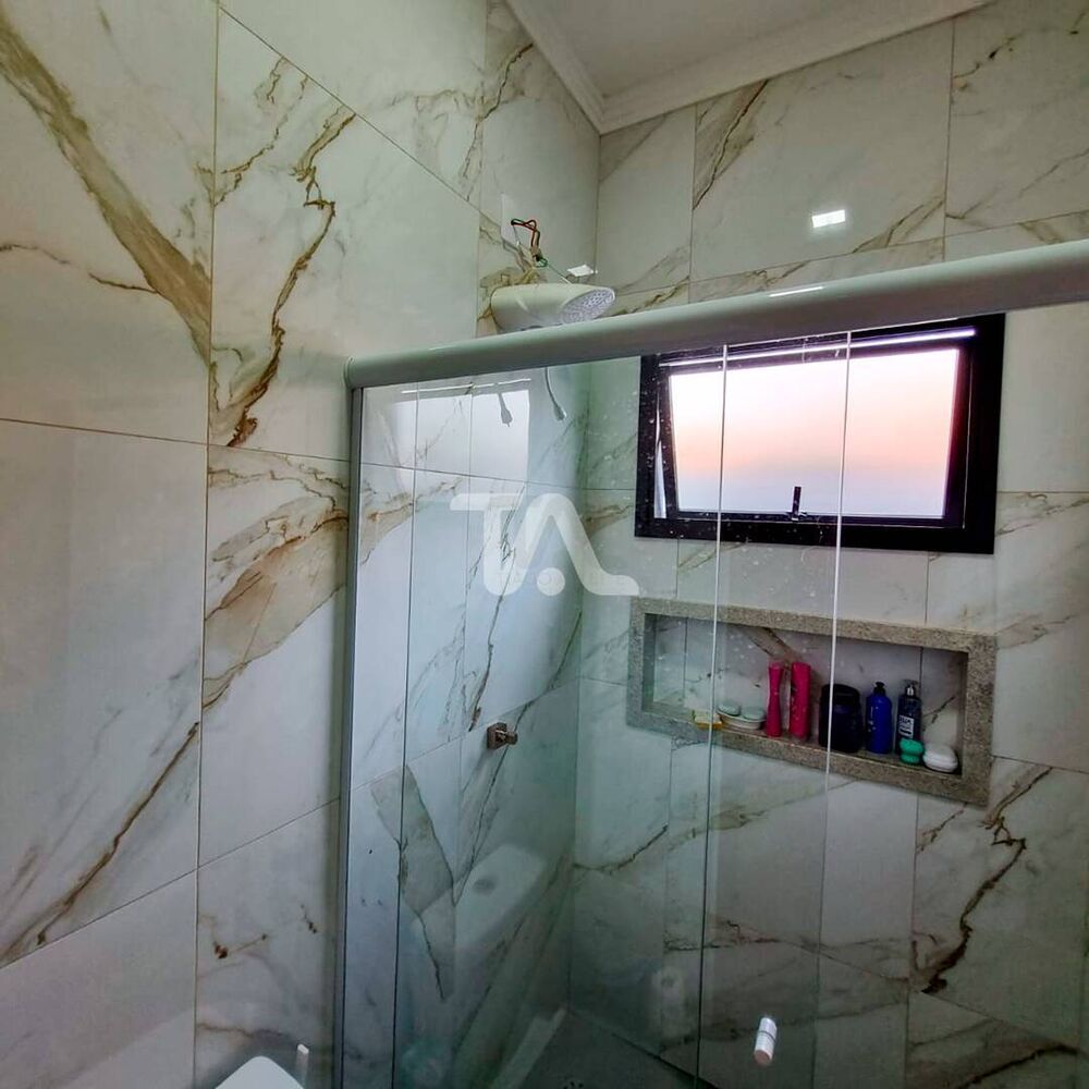 Casa de Condomínio à venda com 3 quartos, 200m² - Foto 3