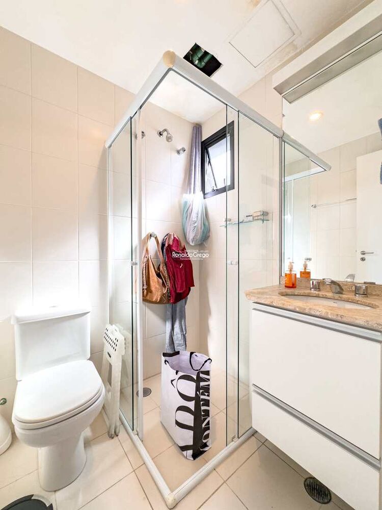Apartamento à venda com 3 quartos, 160m² - Foto 11