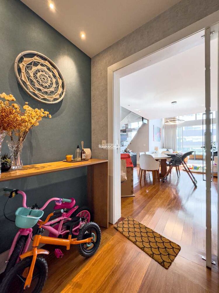 Apartamento à venda com 3 quartos, 160m² - Foto 16