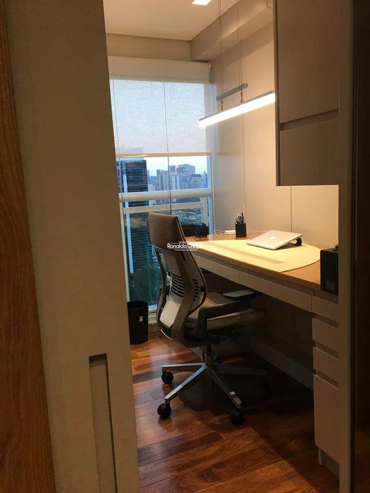 Apartamento, 4 quartos, 210 m² - Foto 11