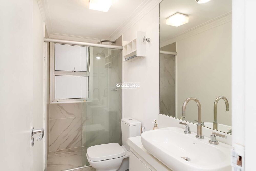 Apartamento para alugar com 1 quarto, 45m² - Foto 12
