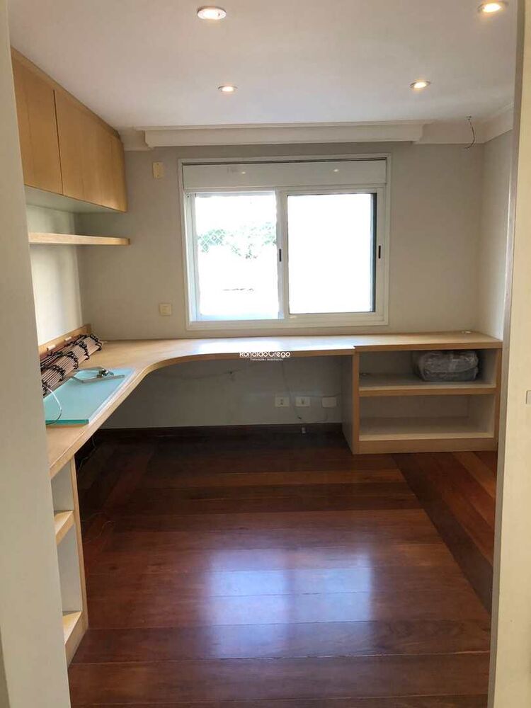 Apartamento, 3 quartos, 200 m² - Foto 1