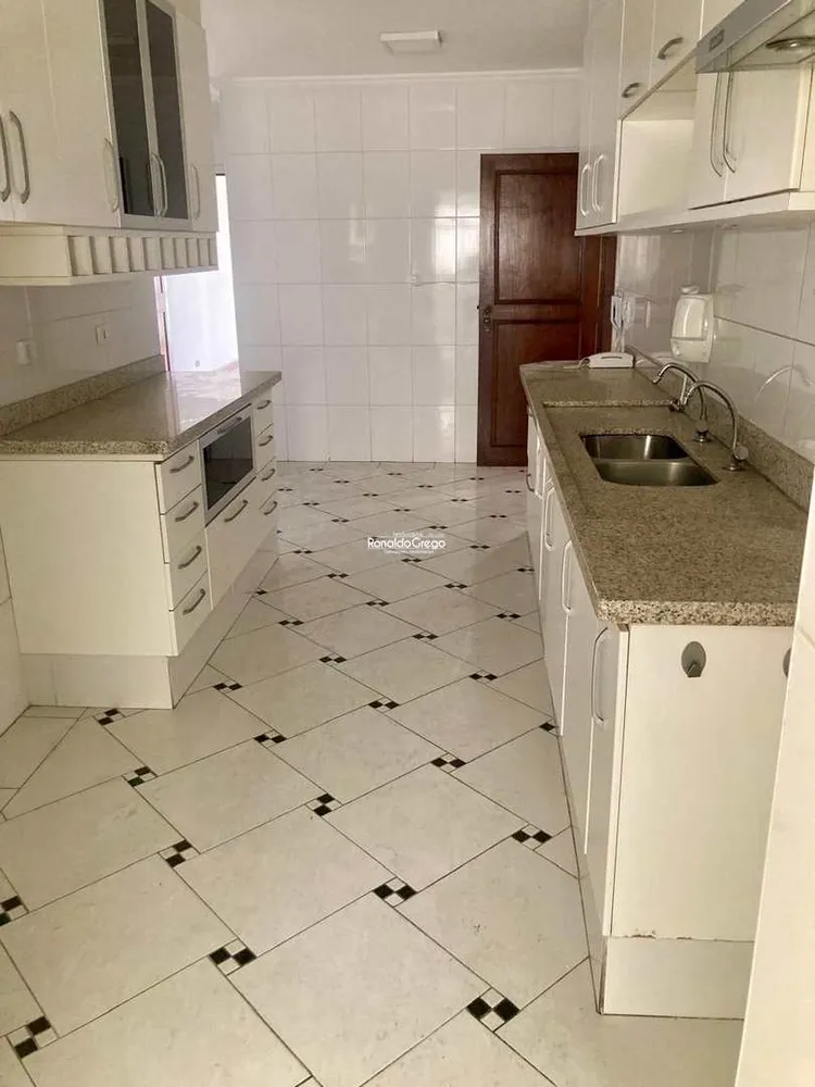 Apartamento, 3 quartos, 242 m² - Foto 14
