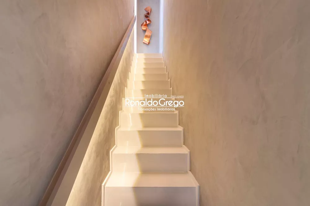 Apartamento, 3 quartos, 158 m² - Foto 1