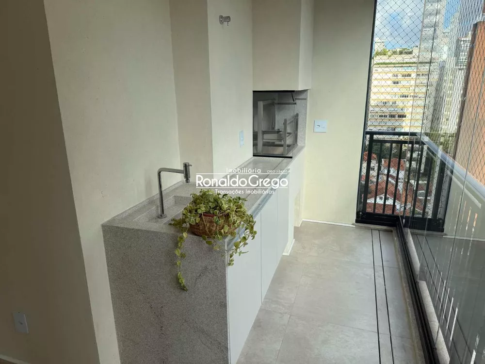 Apartamento, 3 quartos, 226 m² - Foto 2