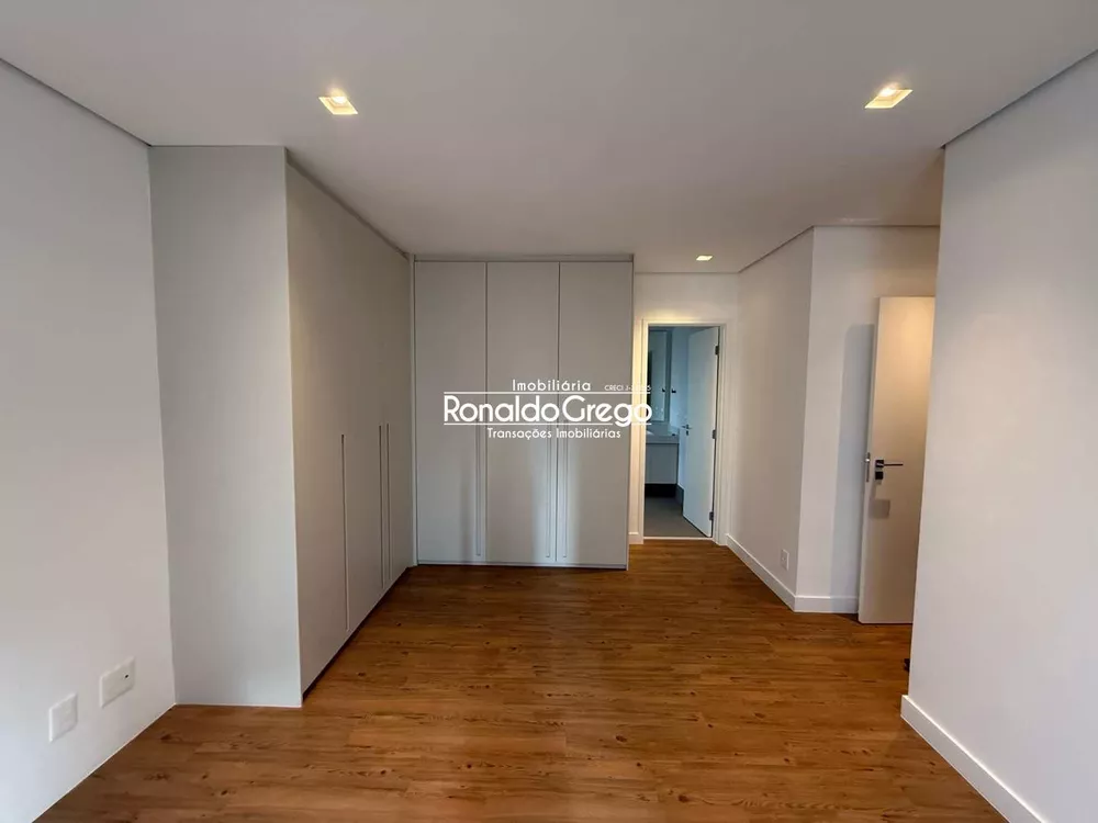 Apartamento, 3 quartos, 226 m² - Foto 3