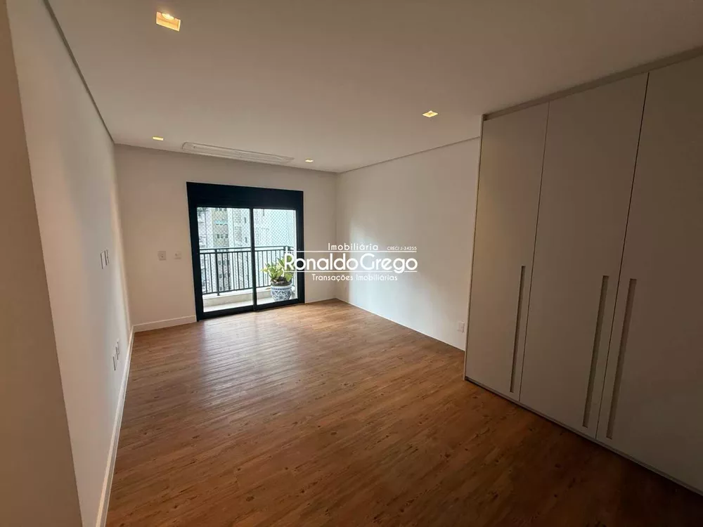 Apartamento, 3 quartos, 226 m² - Foto 4