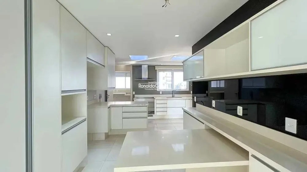 Apartamento, 4 quartos, 228 m² - Foto 3