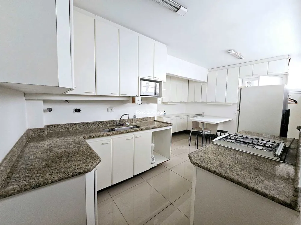 Apartamento, 3 quartos, 134 m² - Foto 1