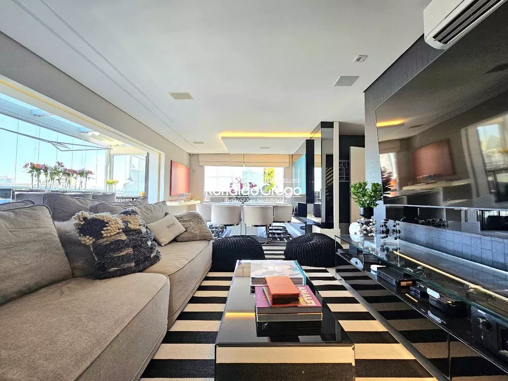 Cobertura, 4 quartos, 305 m² - Foto 3