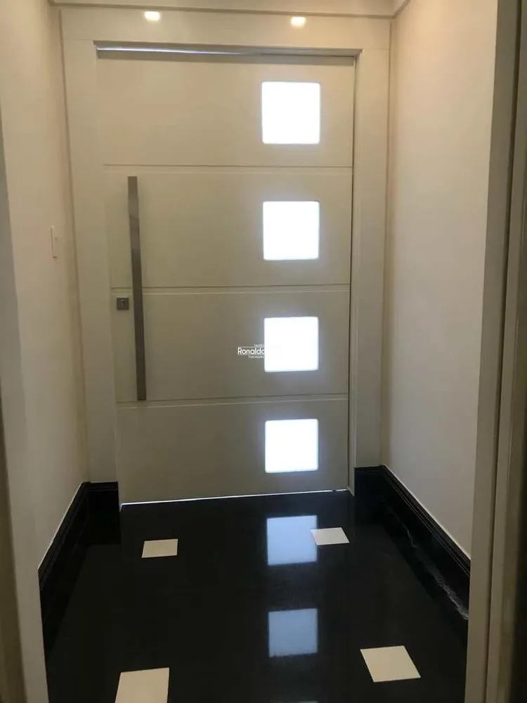 Apartamento, 3 quartos, 140 m² - Foto 15