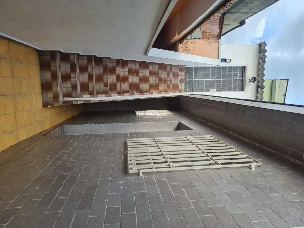 Casa, 5 quartos, 250 m² - Foto 15