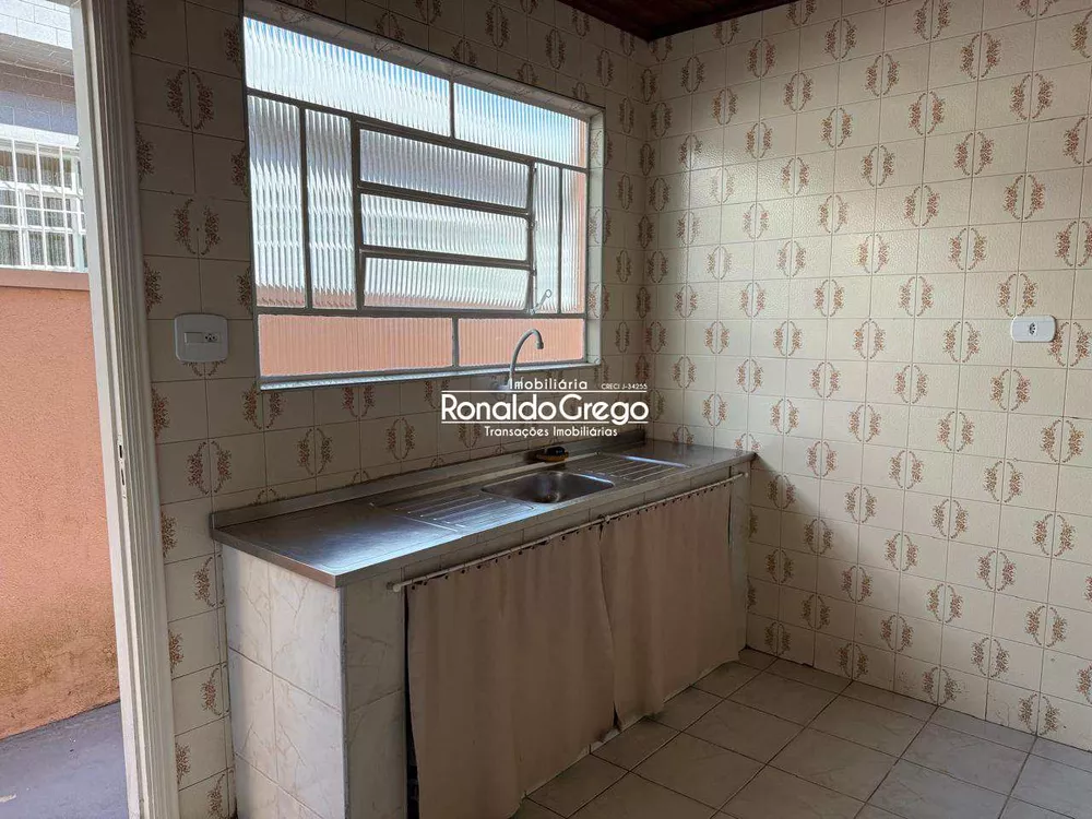 Casa, 5 quartos, 250 m² - Foto 3