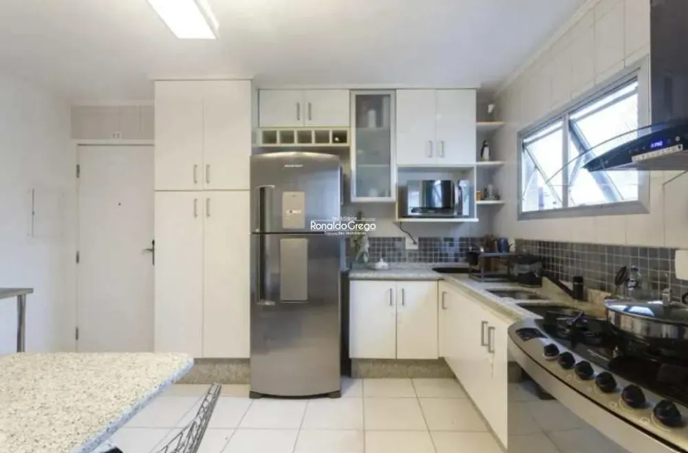 Cobertura, 3 quartos, 234 m² - Foto 5