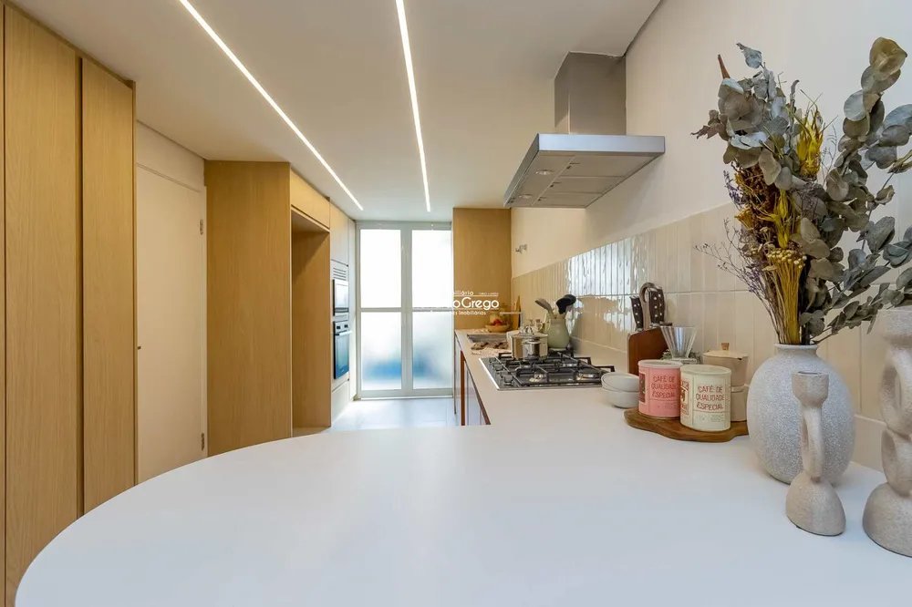 Apartamento, 3 quartos, 141 m² - Foto 1