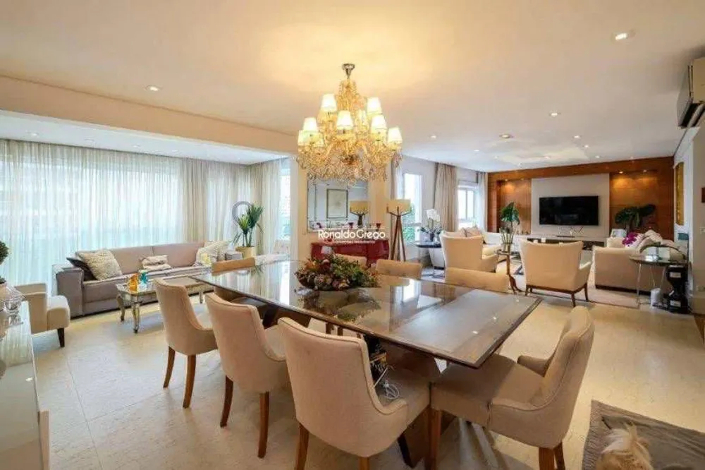 Apartamento, 3 quartos, 210 m² - Foto 1