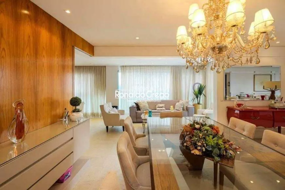 Apartamento, 3 quartos, 210 m² - Foto 1