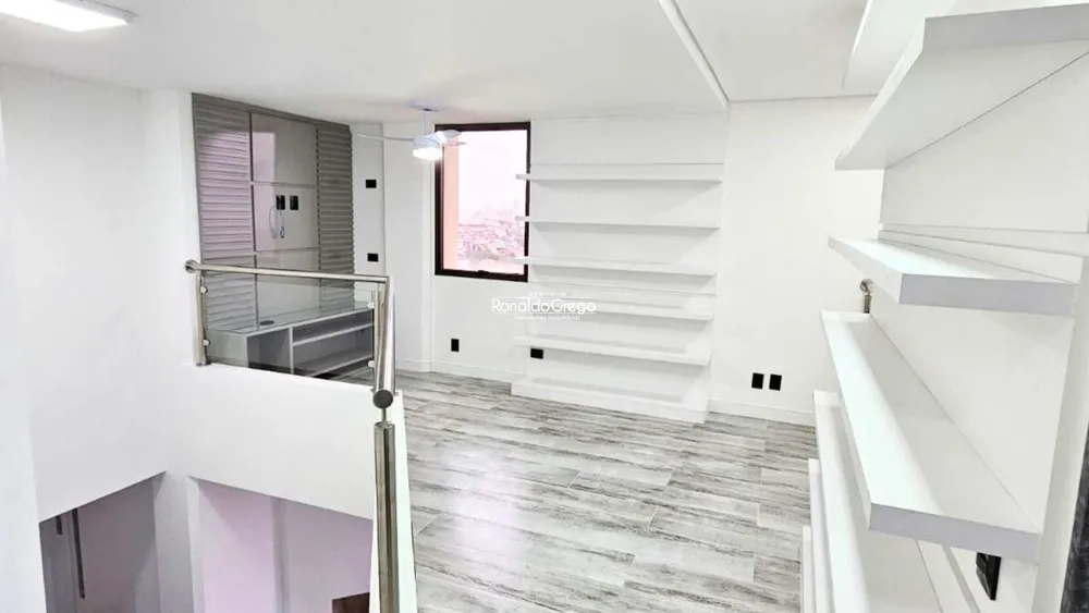 Apartamento, 3 quartos, 210 m² - Foto 2