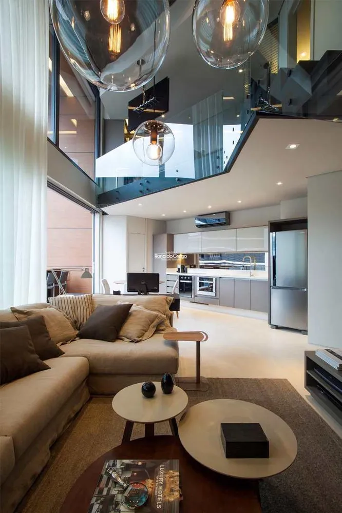 Apartamento, 1 quarto, 100 m² - Foto 1