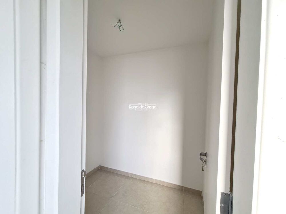 Apartamento à venda com 4 quartos, 234m² - Foto 7