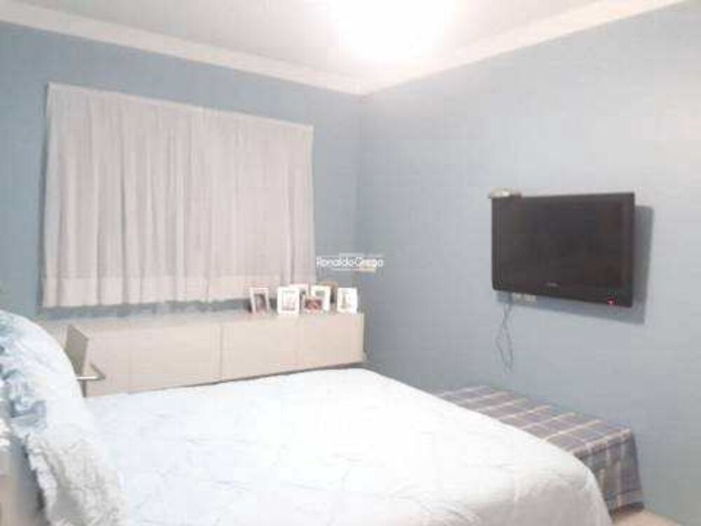 Apartamento à venda com 4 quartos, 250m² - Foto 13