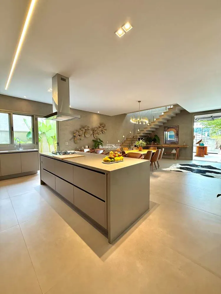 Casa, 4 quartos, 576 m² - Foto 2