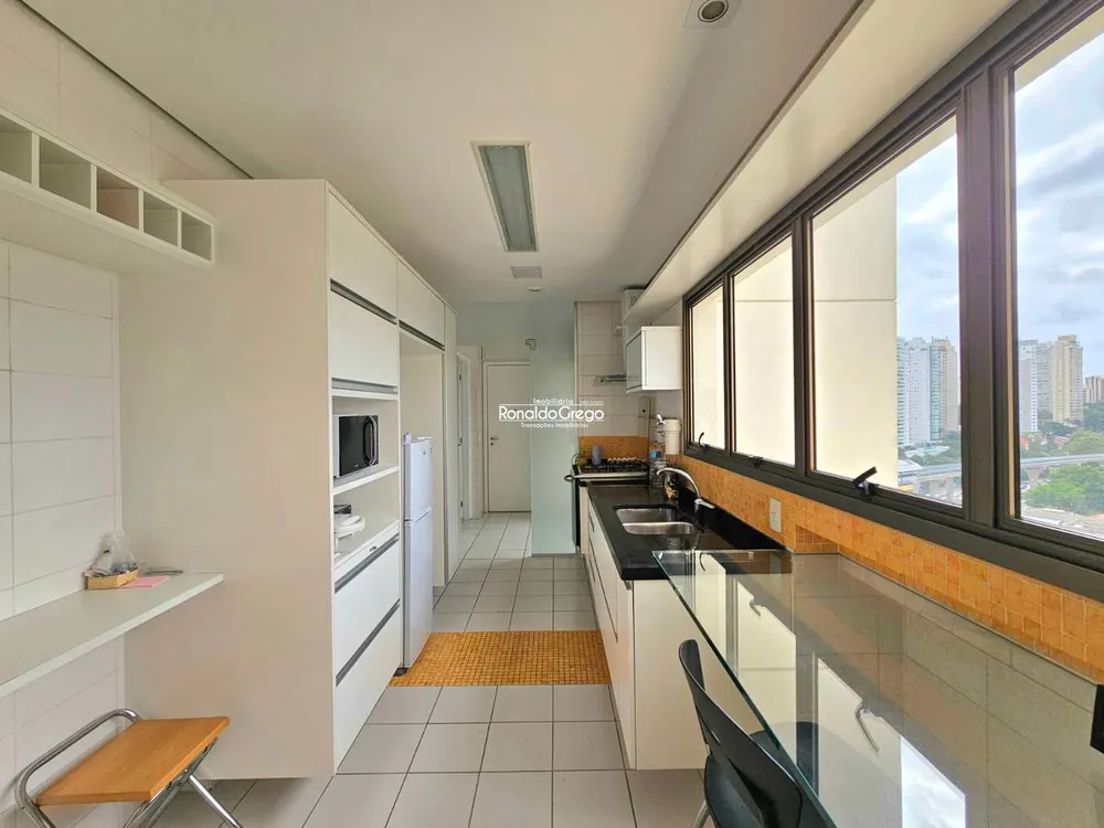 Apartamento, 3 quartos, 147 m² - Foto 2