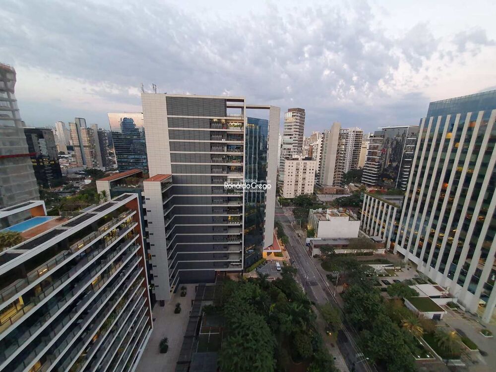 Flat/Apart Hotel para alugar com 1 quarto, 105m² - Foto 2