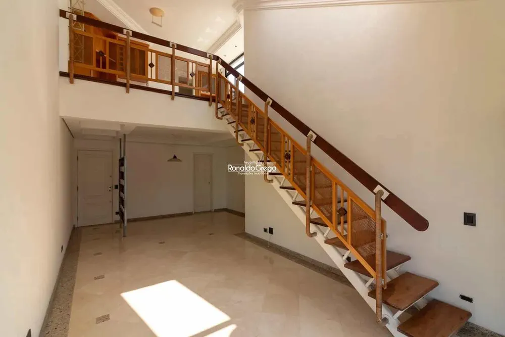 Cobertura, 3 quartos, 240 m² - Foto 4