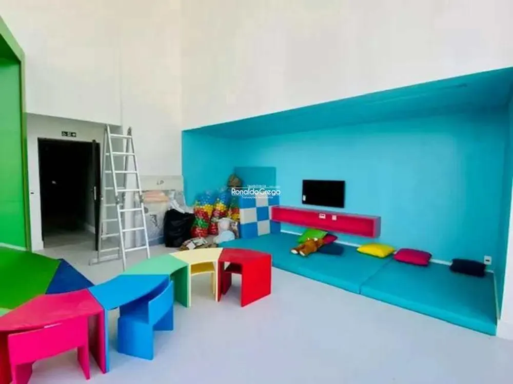 Apartamento, 3 quartos, 158 m² - Foto 2