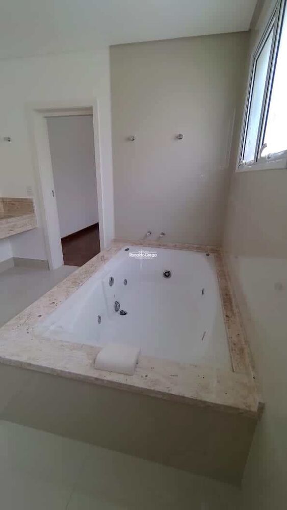Casa, 4 quartos, 430 m² - Foto 3