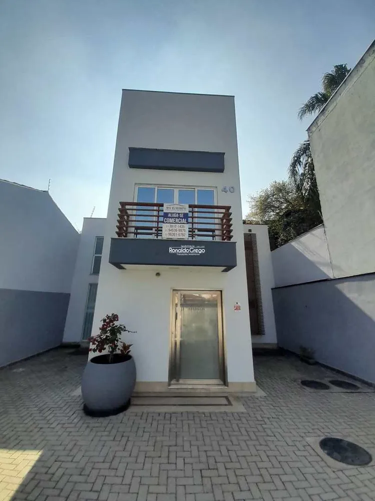 Sobrado, 300 m² - Foto 1