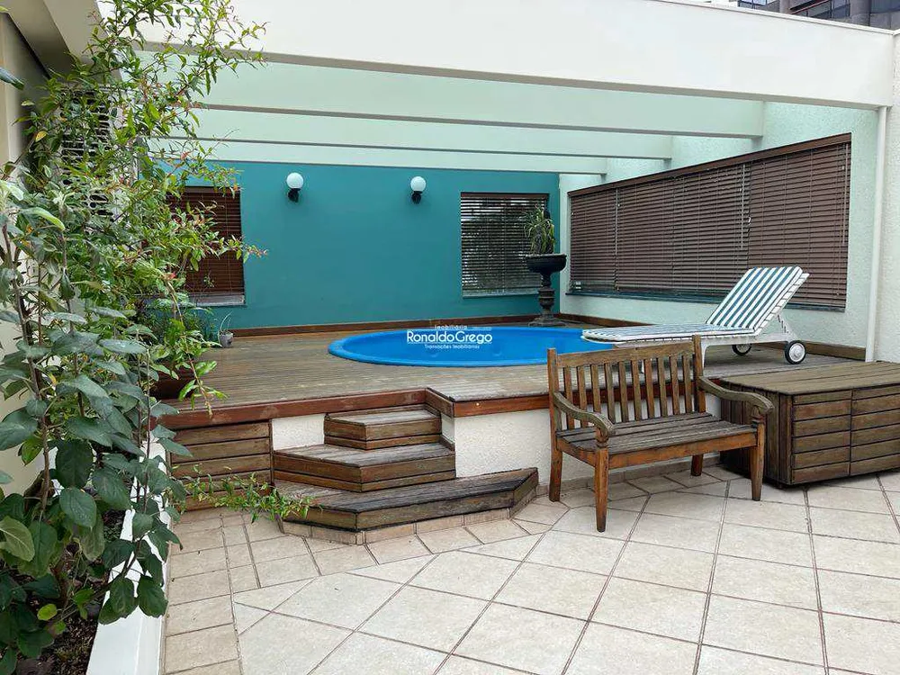 Cobertura, 3 quartos, 242 m² - Foto 13