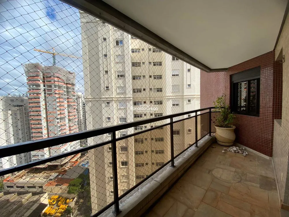 Apartamento, 3 quartos, 120 m² - Foto 1