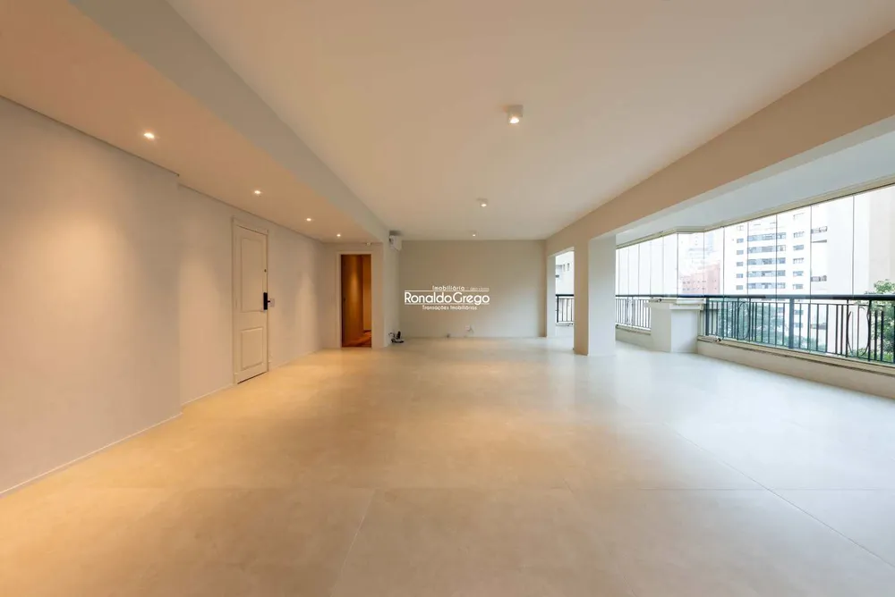 Apartamento, 3 quartos, 230 m² - Foto 4