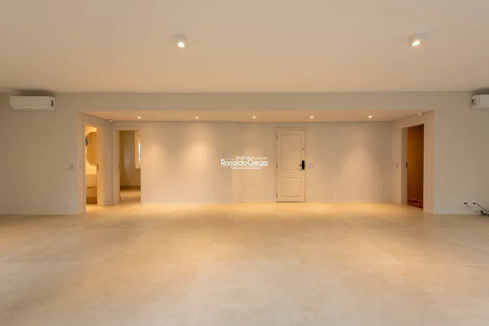 Apartamento, 3 quartos, 230 m² - Foto 4
