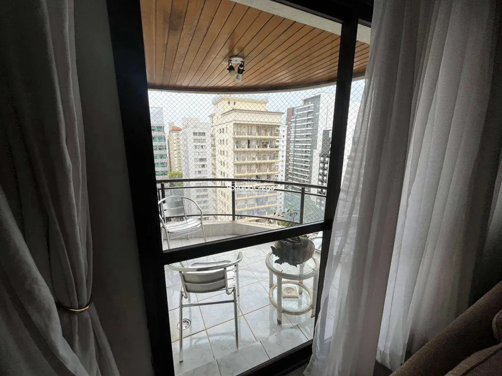 Apartamento, 4 quartos, 140 m² - Foto 1
