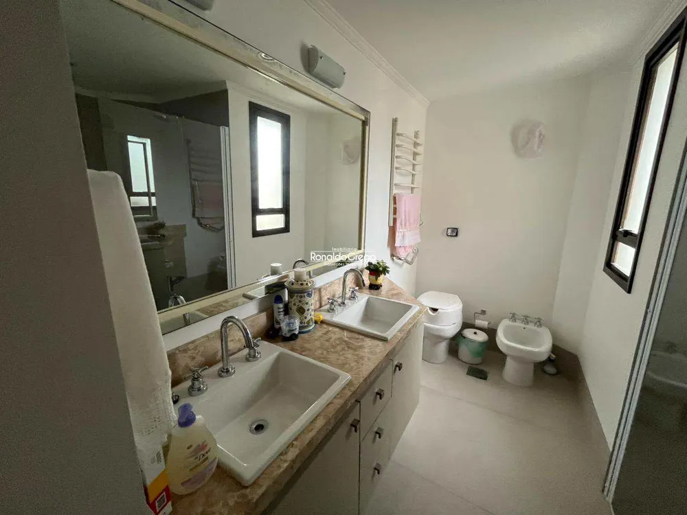 Apartamento, 4 quartos, 140 m² - Foto 2