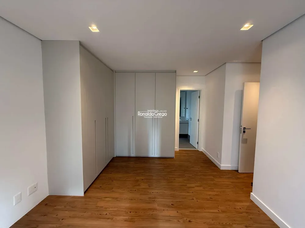 Apartamento, 3 quartos, 226 m² - Foto 8