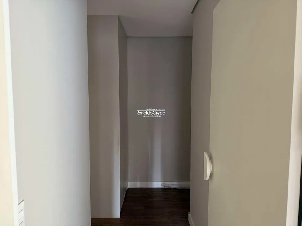 Apartamento, 3 quartos, 226 m² - Foto 10
