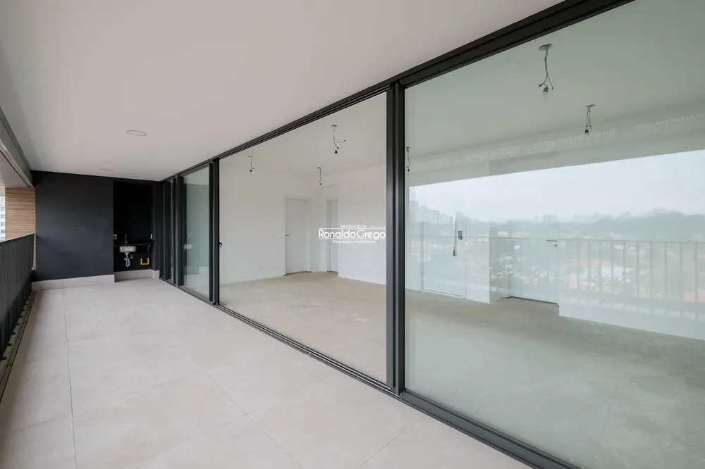 Apartamento, 3 quartos, 175 m² - Foto 2
