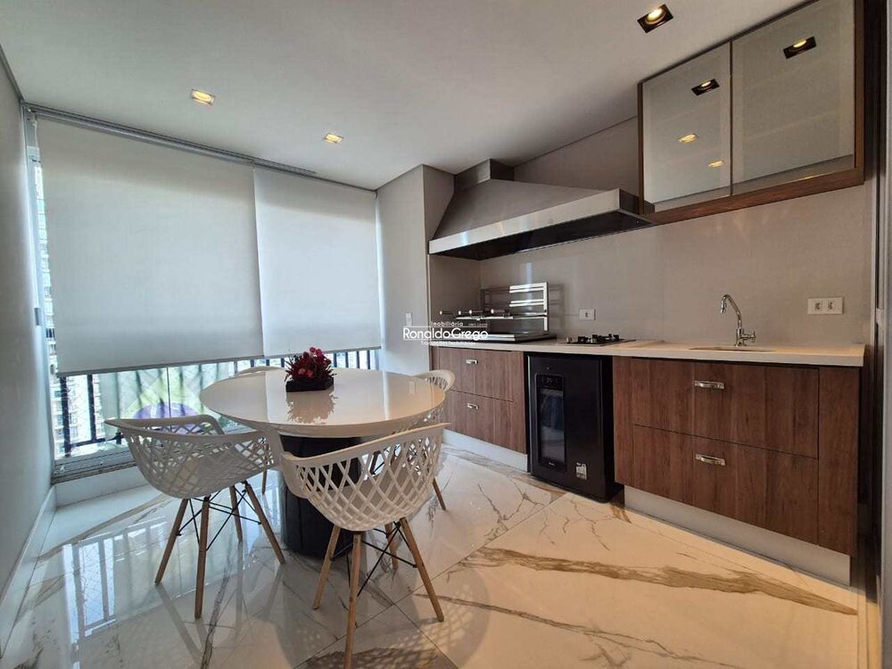 Apartamento, 3 quartos, 221 m² - Foto 4