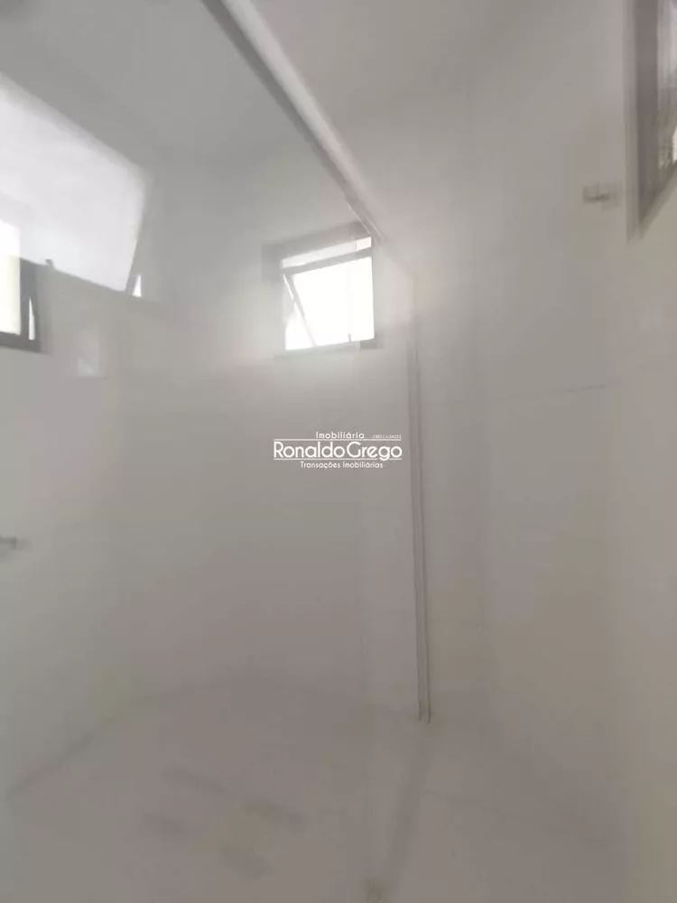 Apartamento, 3 quartos, 202 m² - Foto 2