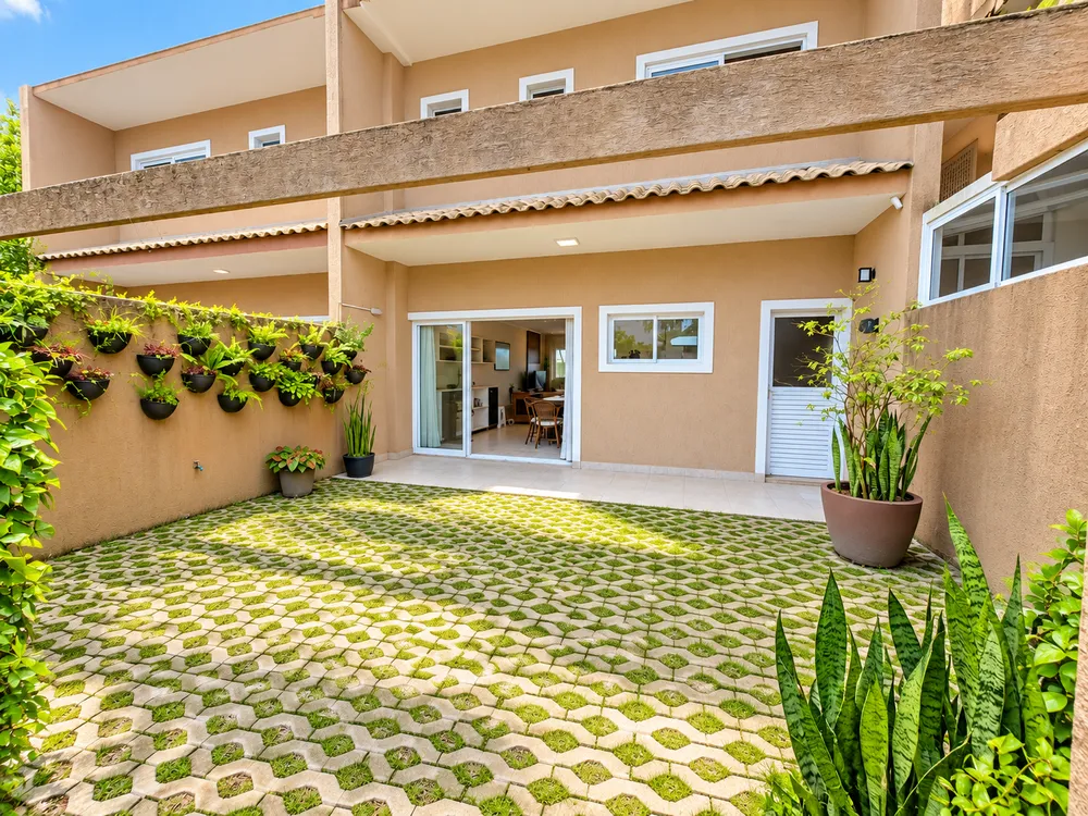 Sobrado, 3 quartos, 157 m² - Foto 1