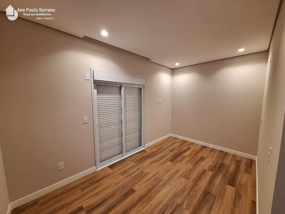 Casa, 3 quartos, 302 m² - Foto 3