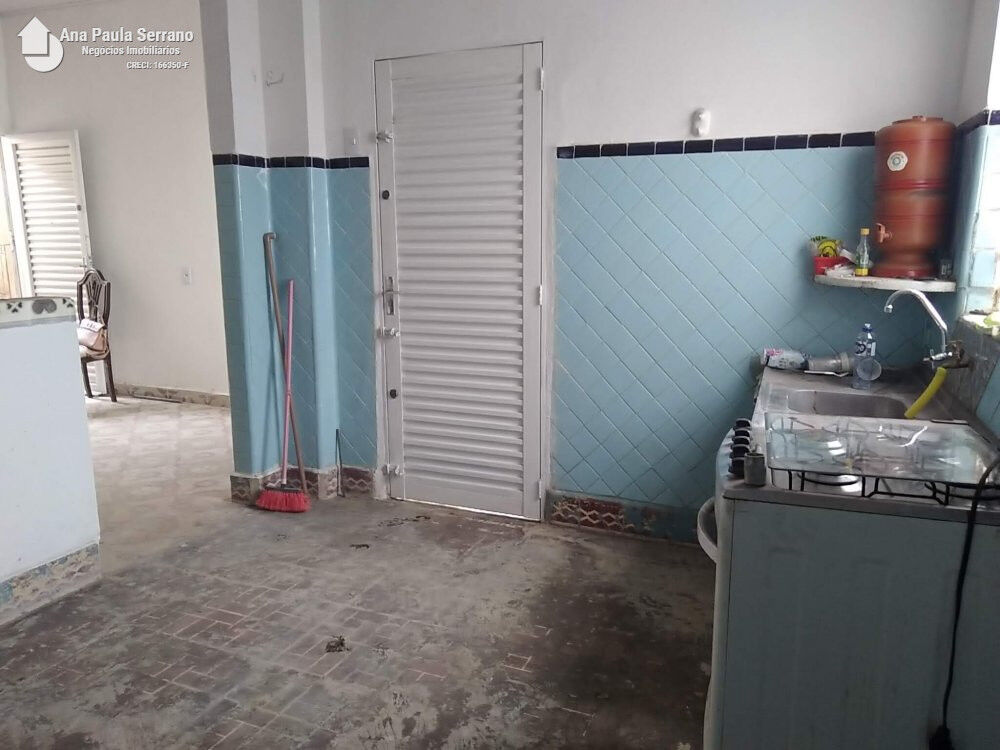 Casa à venda com 1 quarto, 75m² - Foto 2