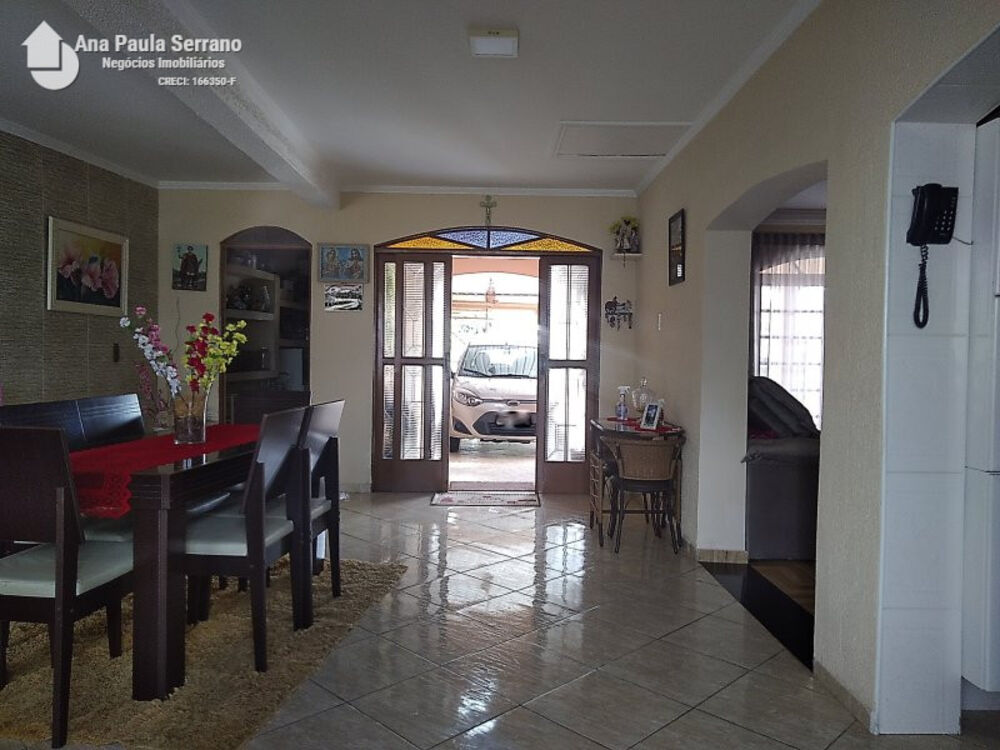 Chácara à venda com 3 quartos, 2189m² - Foto 2