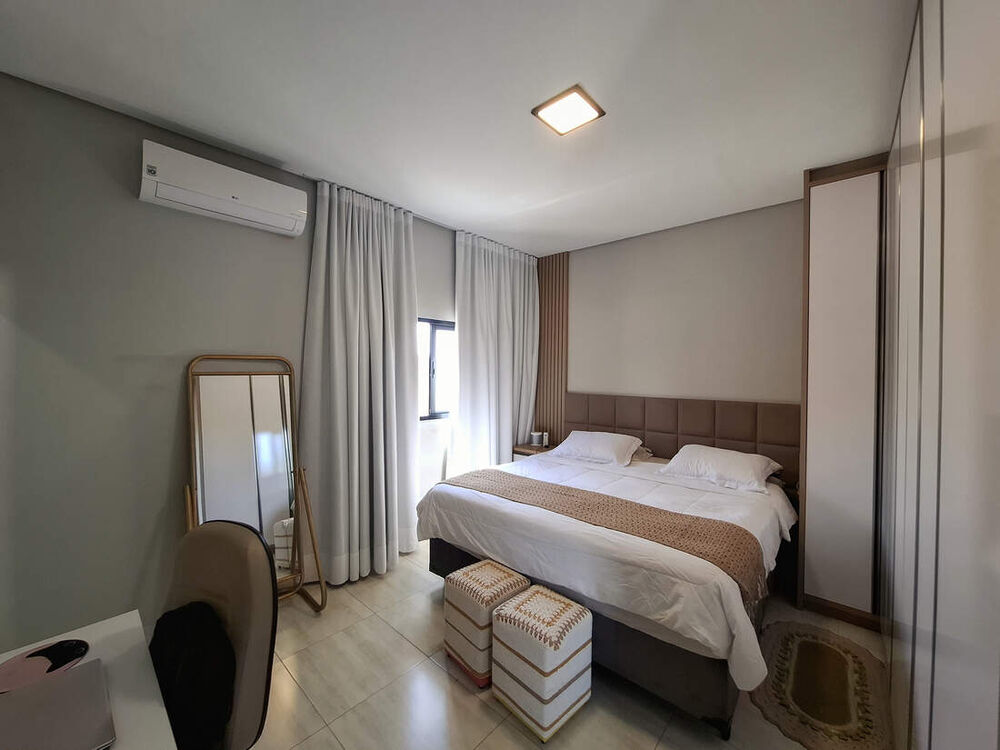 Casa, 5 quartos, 300 m² - Foto 2