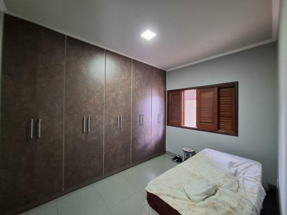 Casa, 3 quartos, 280 m² - Foto 8
